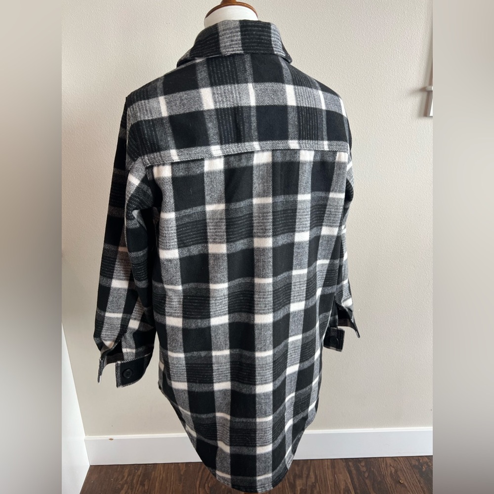 Oversized shacket - Picture 2 of 2